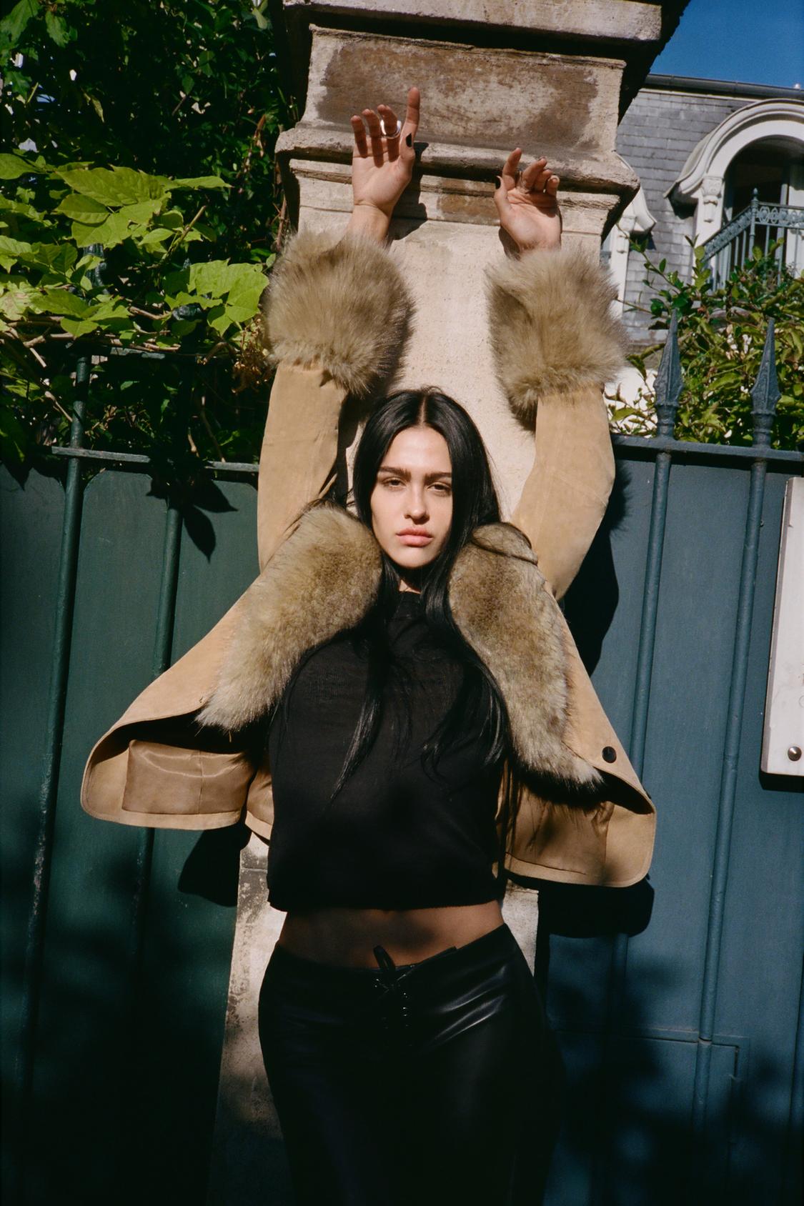 Izara Suede Coat Noor Laurent