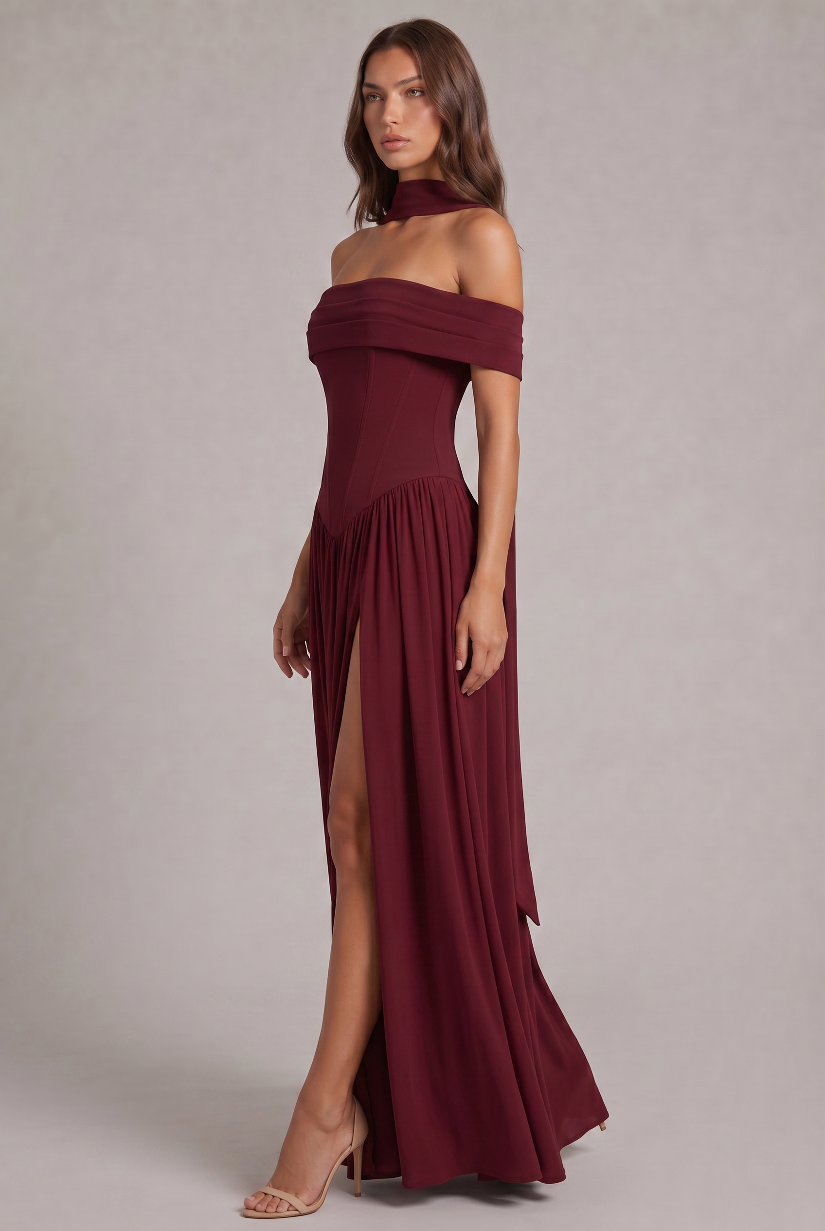 Delilah Sukienka Maxi Noor Laurent
