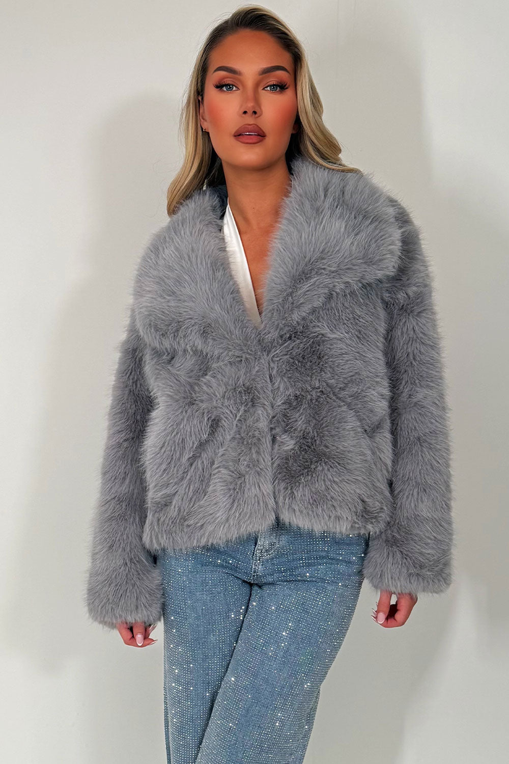 Jessica Fur Coat Noor Laurent