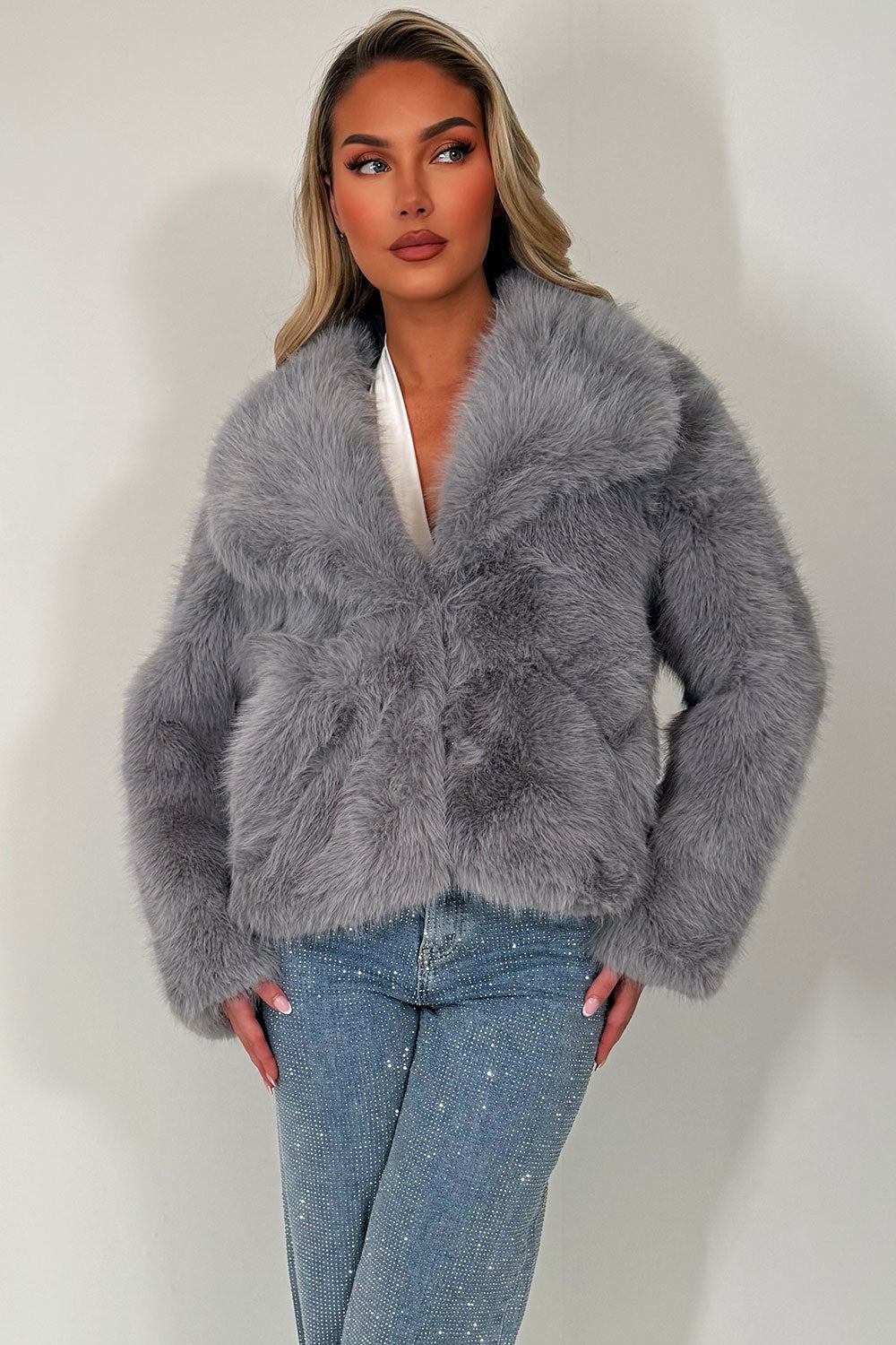 Jessica Fur Coat Noor Laurent