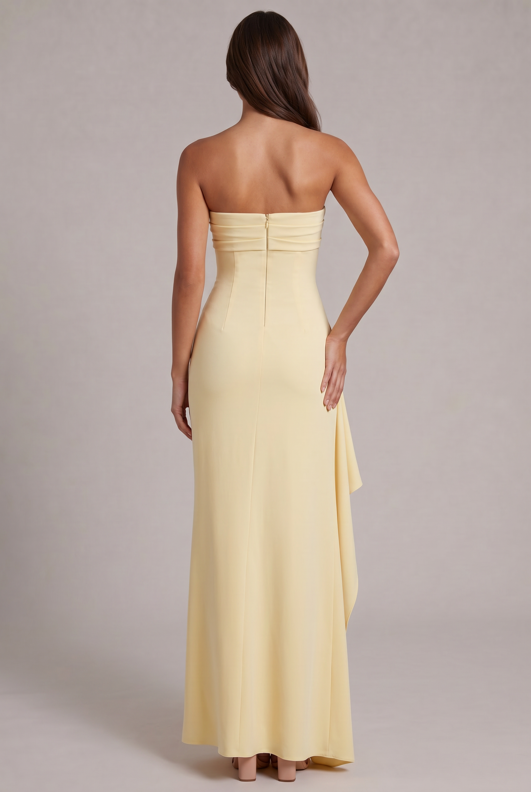 Michelle Suknia Maxi Noor Laurent